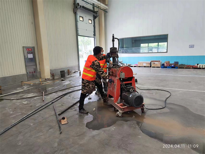 瑶海厂房地面下沉塌陷注浆加固施工